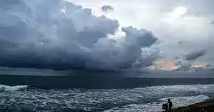 rain-cyclone-alert-yellow-kerala