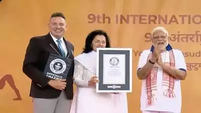 guinnes-america-yoga-modi-prime-minister