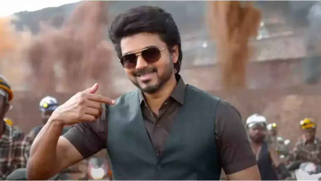 vijay-thalapathy-birth-day-gift-gold-ring