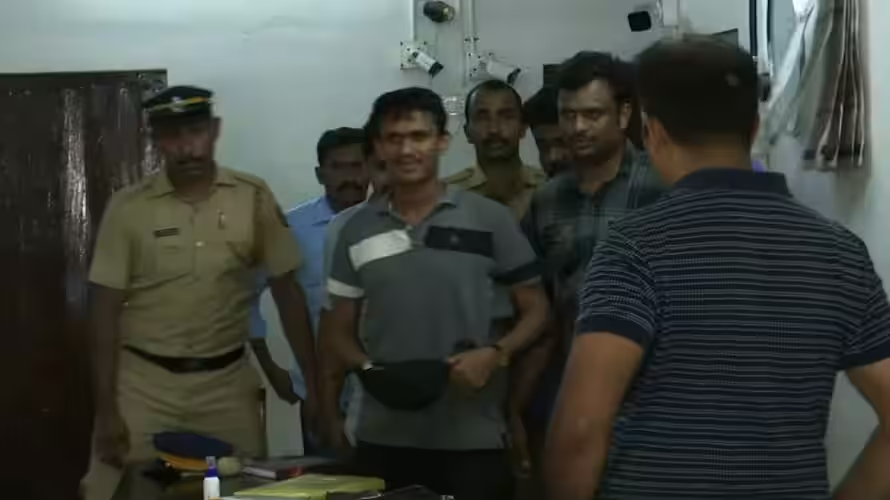 nikhil-fake-college-kalinga-certificate-sfi