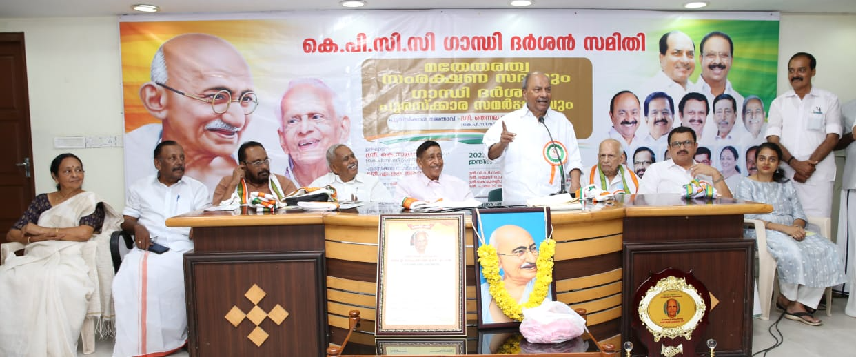 ak-antony-case-court-sudhakaran-kpcc