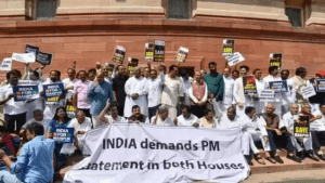 congress-parliament-strike-gandhi-statue