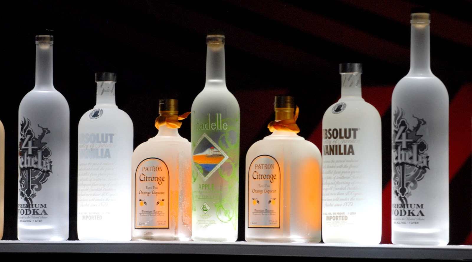 LED-Liquor-Shelf-display0160
