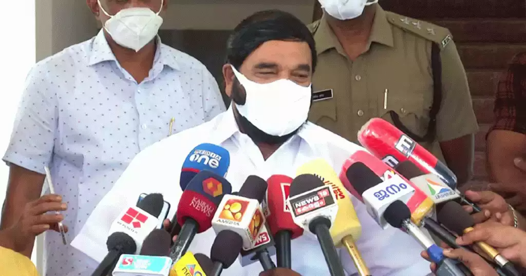 vn.vasavan.-umman-chandi-puthuppally