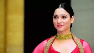 thamanna-bahubali-chumbanam