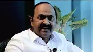 vd.satheesan-congress-karuvannoor bank
