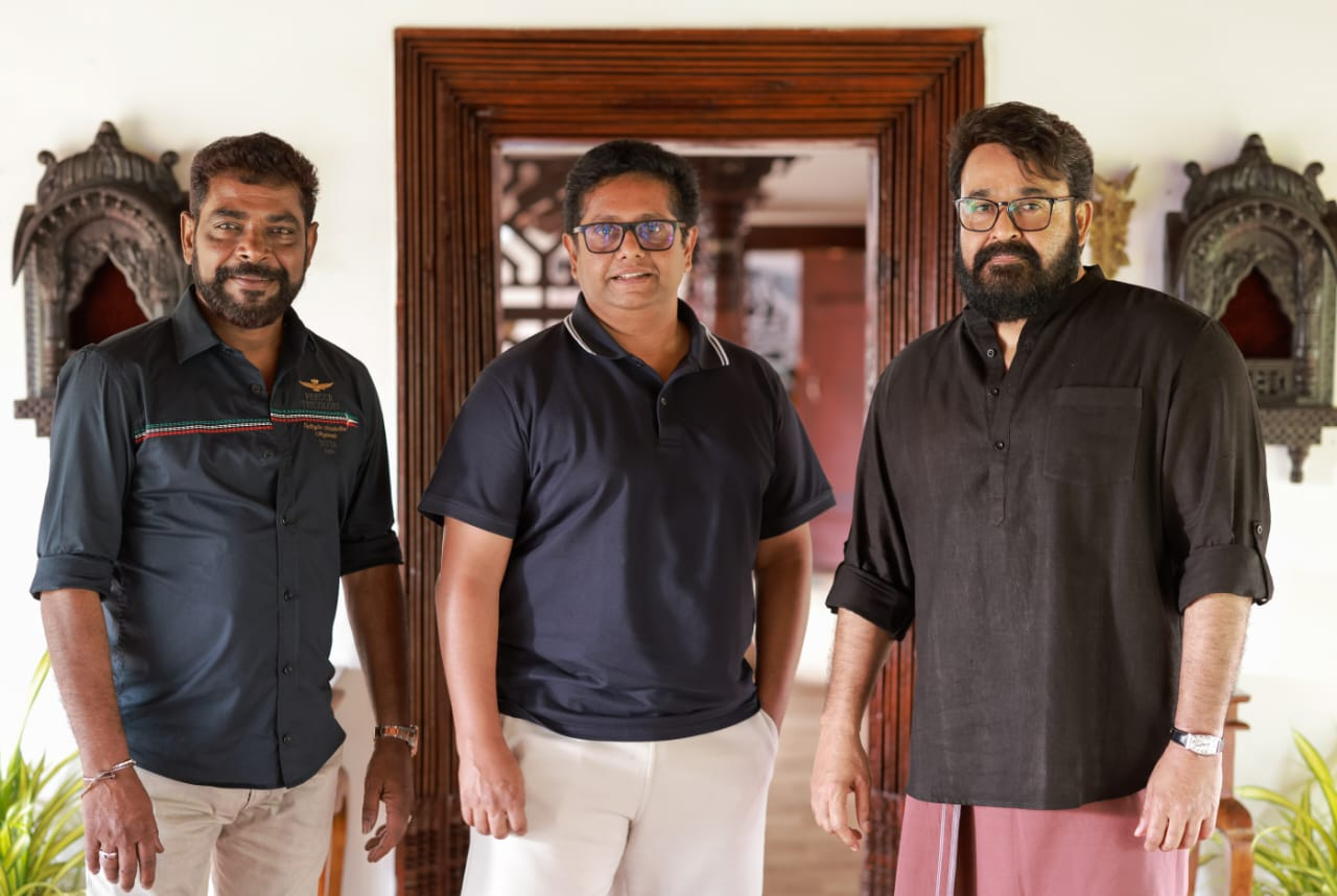 mohanlal-jeethu joseph-antoy